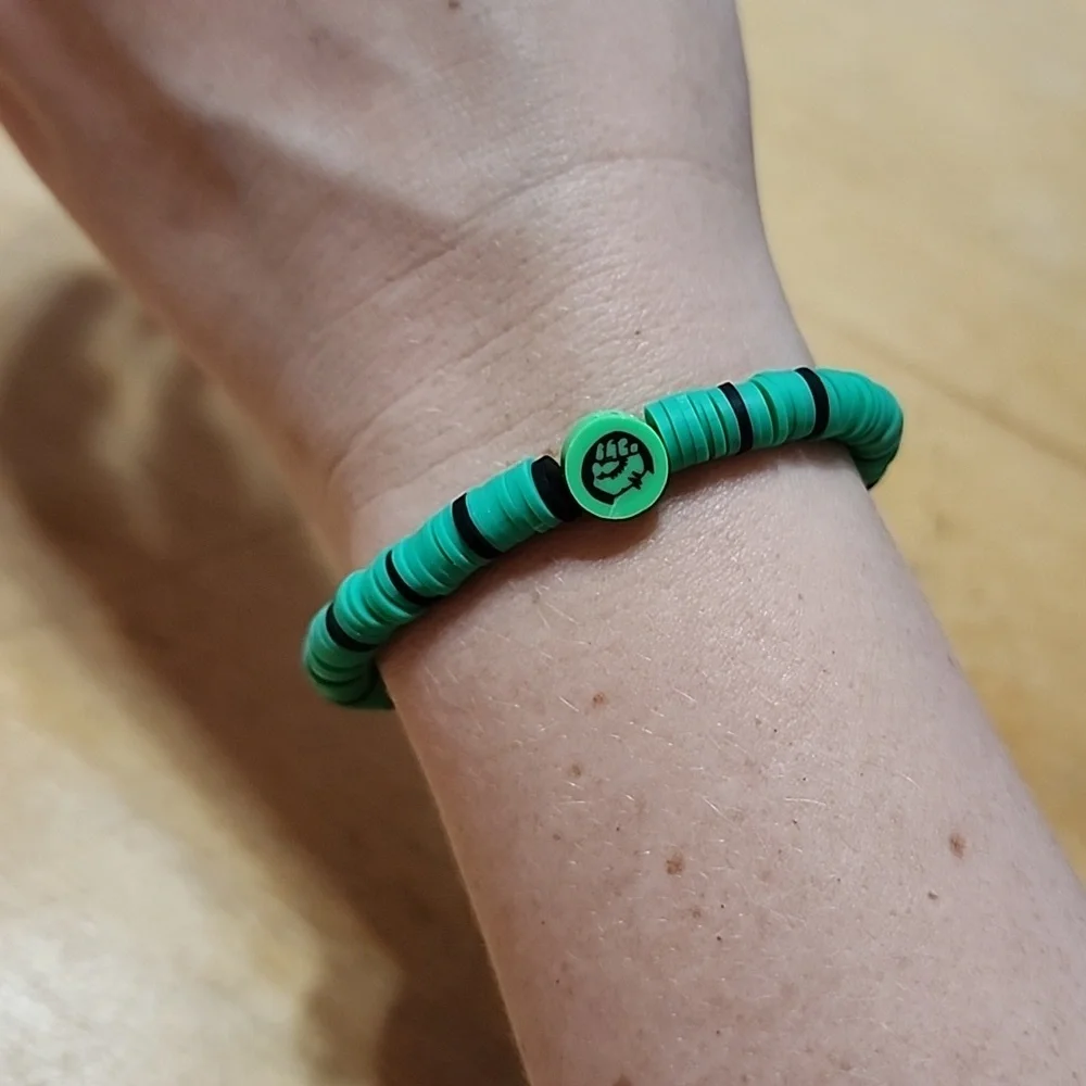 Sold! Handmade Super Hero Clay Bead Braclet Bundle ๐ซ - Picture 5 of 10